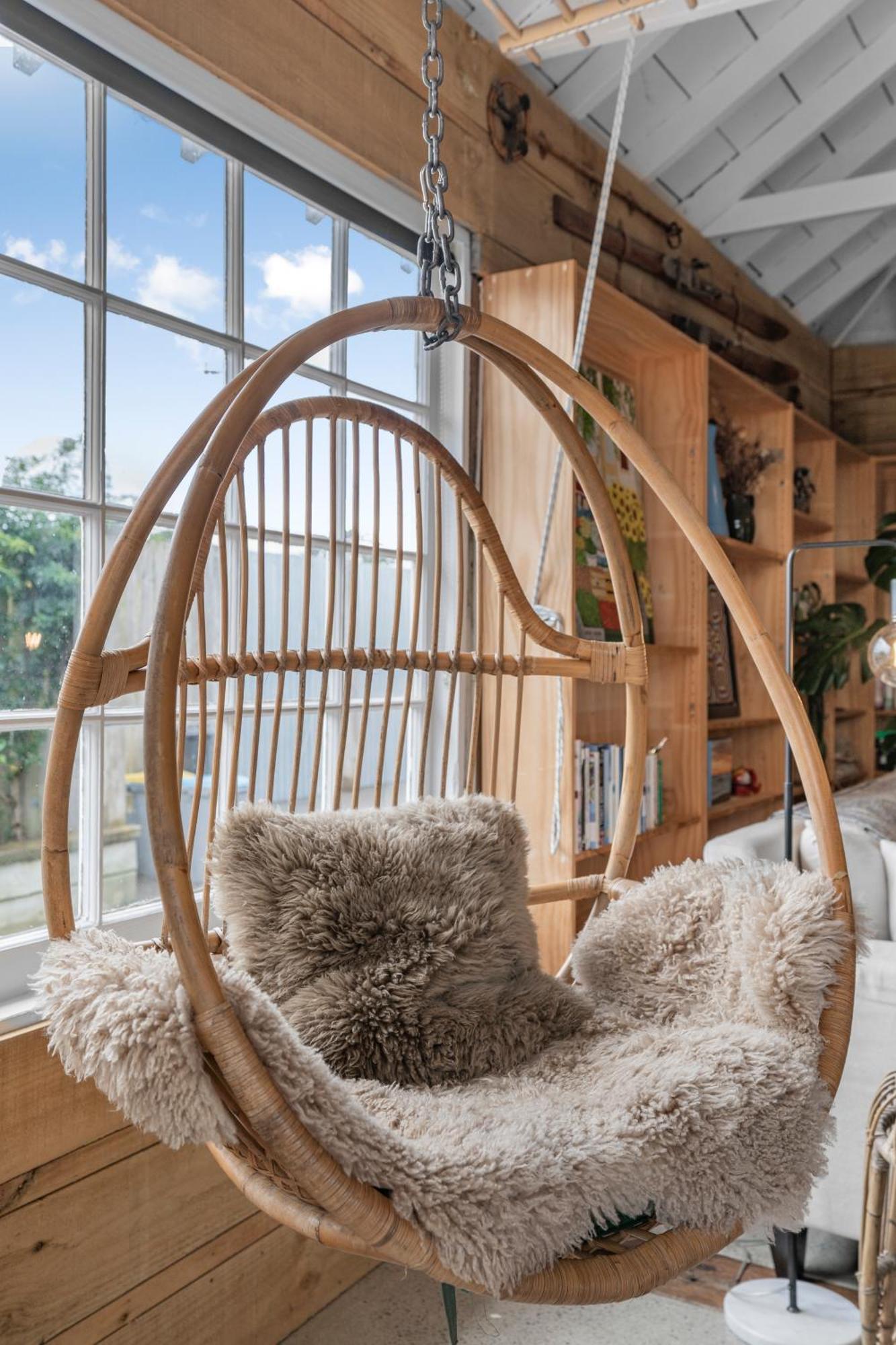 The Longwood Barn Villa Featherston ภายนอก รูปภาพ